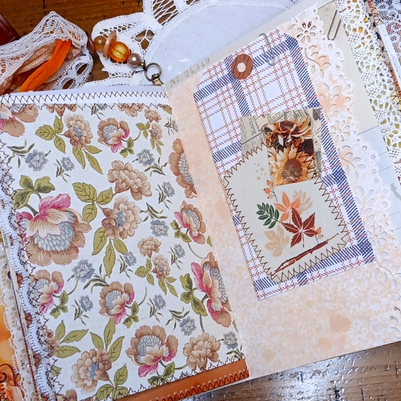 Gratitude Soft Plush Cover Fall Junk Journal - Picture 9 of 13